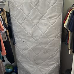 Twin mattress