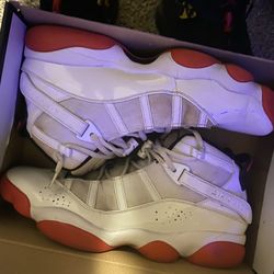 Jordan’s men’s size 11/12 HMU