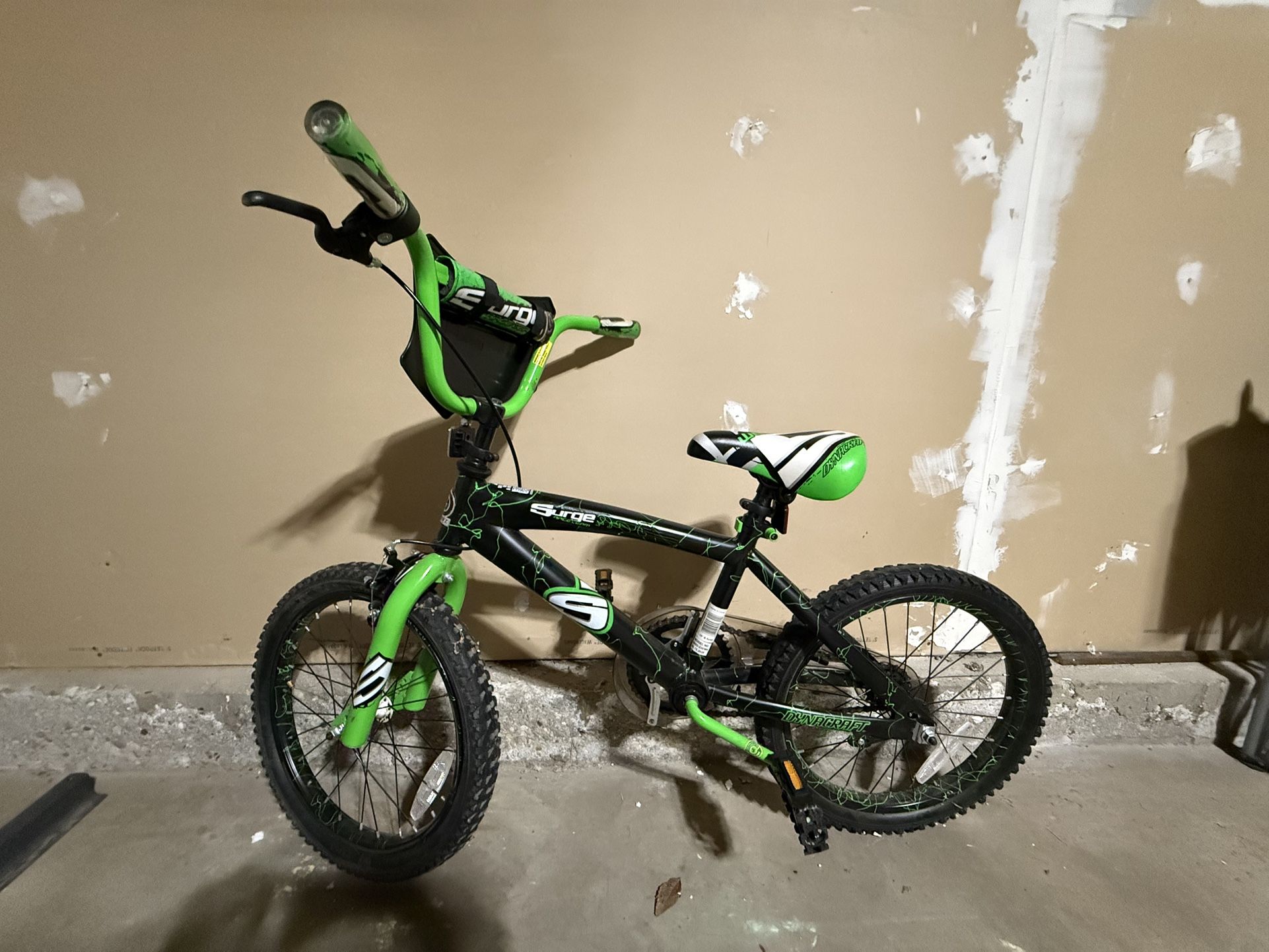 Kids Bikes & Scooter