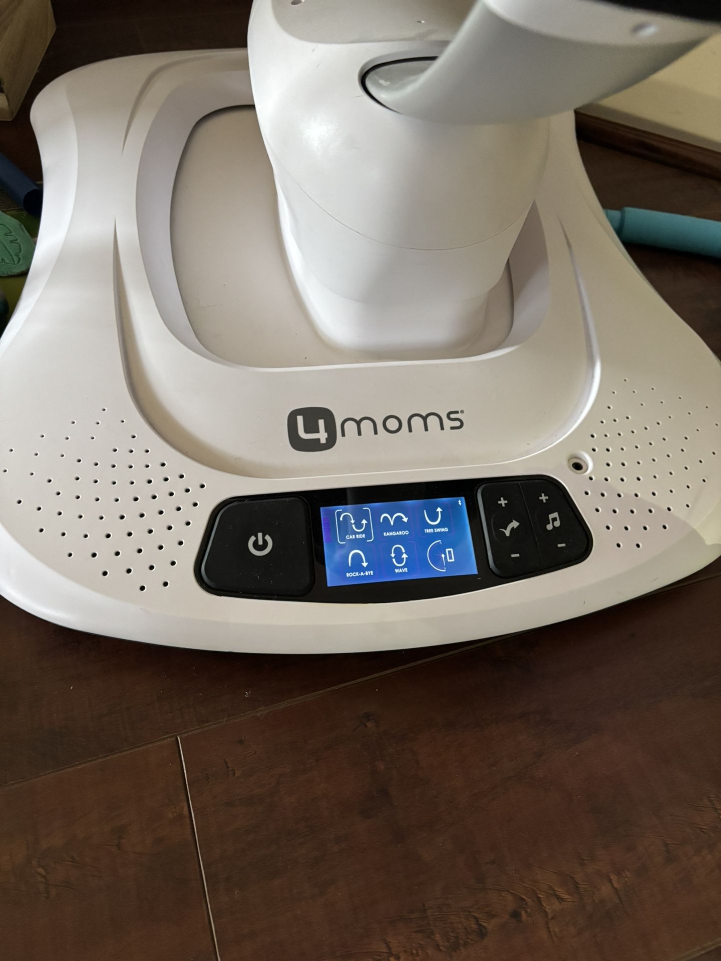 4 Moms Mamaroo