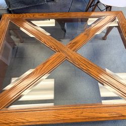 Thomasville “Queen Anne” Oak & Glass Coffee Table—EXCELLENT CONDITION
