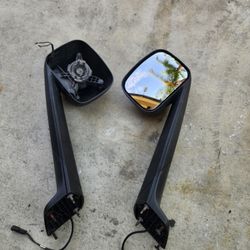 Freightliner/ Volvo Vnl Mirrors