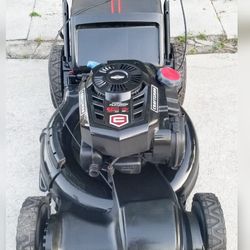 Self Propelled Craftsman7.25 Lawn Mower With Bag $270 Firm