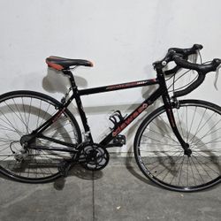 Dawes Lightning Road Bike 