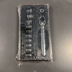 Low Profile Metric Ratchet Socket Set 12pt 