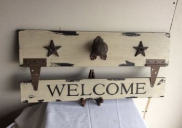 Western welcome sign