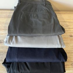 Express Photographer Dress Pants 30in x 30in Black, Navy Blue, Light Gray, Dark Grey Black and light grey worn once. Blue and dark grey unworn. No lon