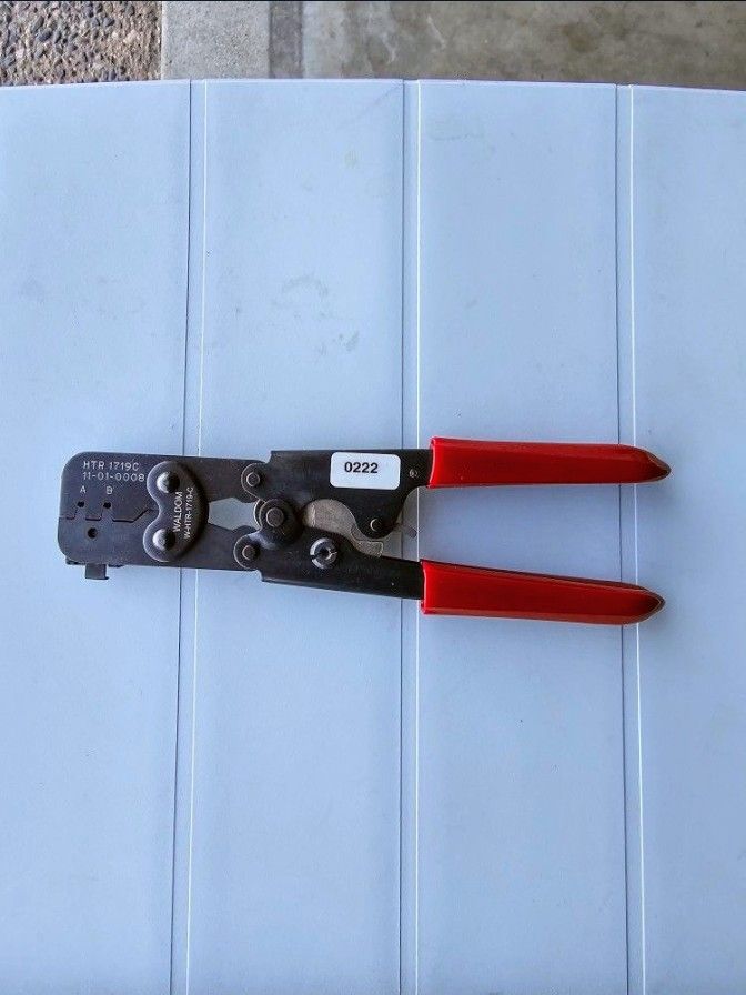 Crimping Tool For Molex