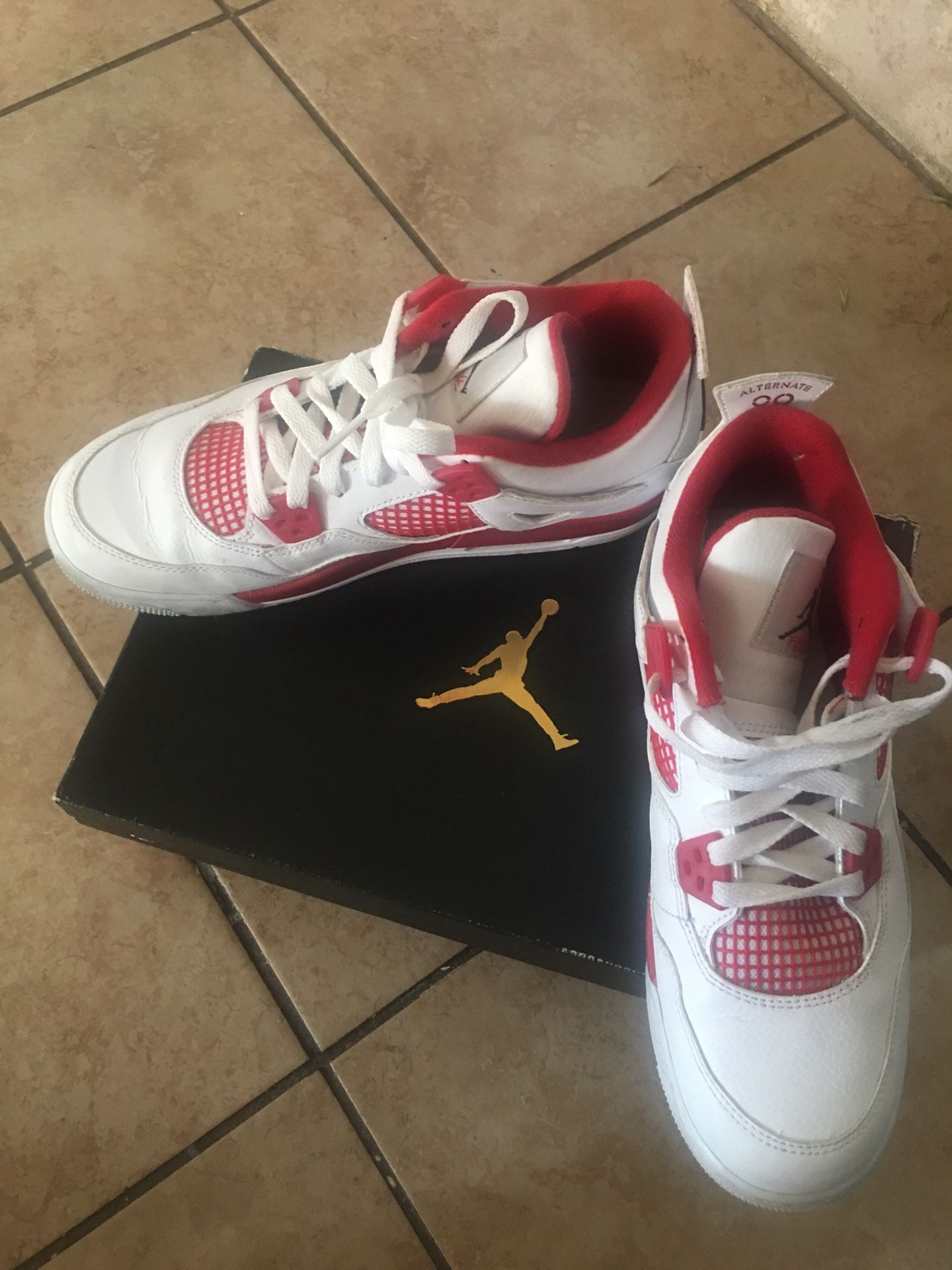 Retro 4 Grade School