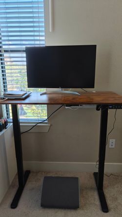 Adjustable Standing Desk
