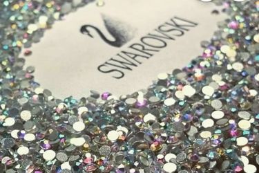SWAROVSKI SS30 CRYSTAL AB RHINESTONES 
