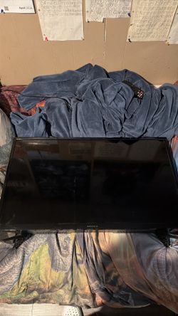 Insignia 32 inch flat screen tv
