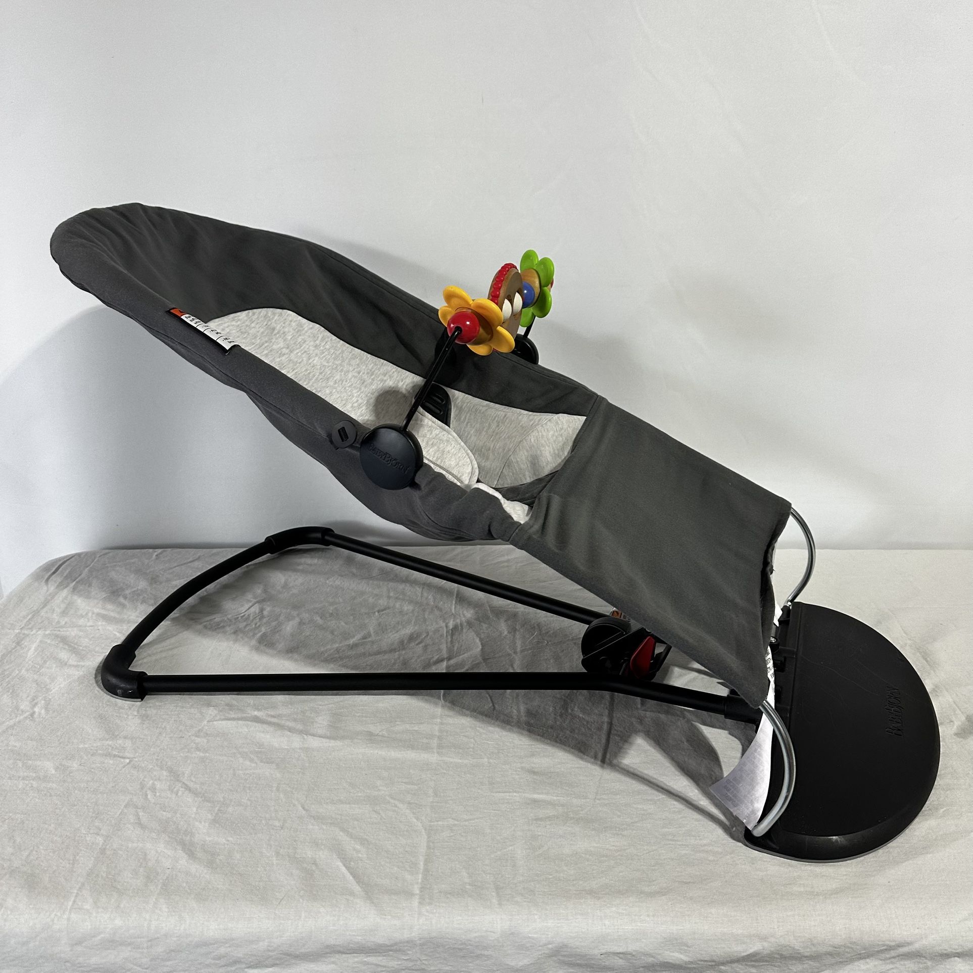 BabyBjörn Balance Soft Bouncer with Toy Bar – Gray/Black