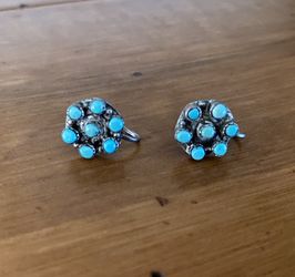 Vintage Sterling Silver  Cluster Turquoise Screw Backs Earrings