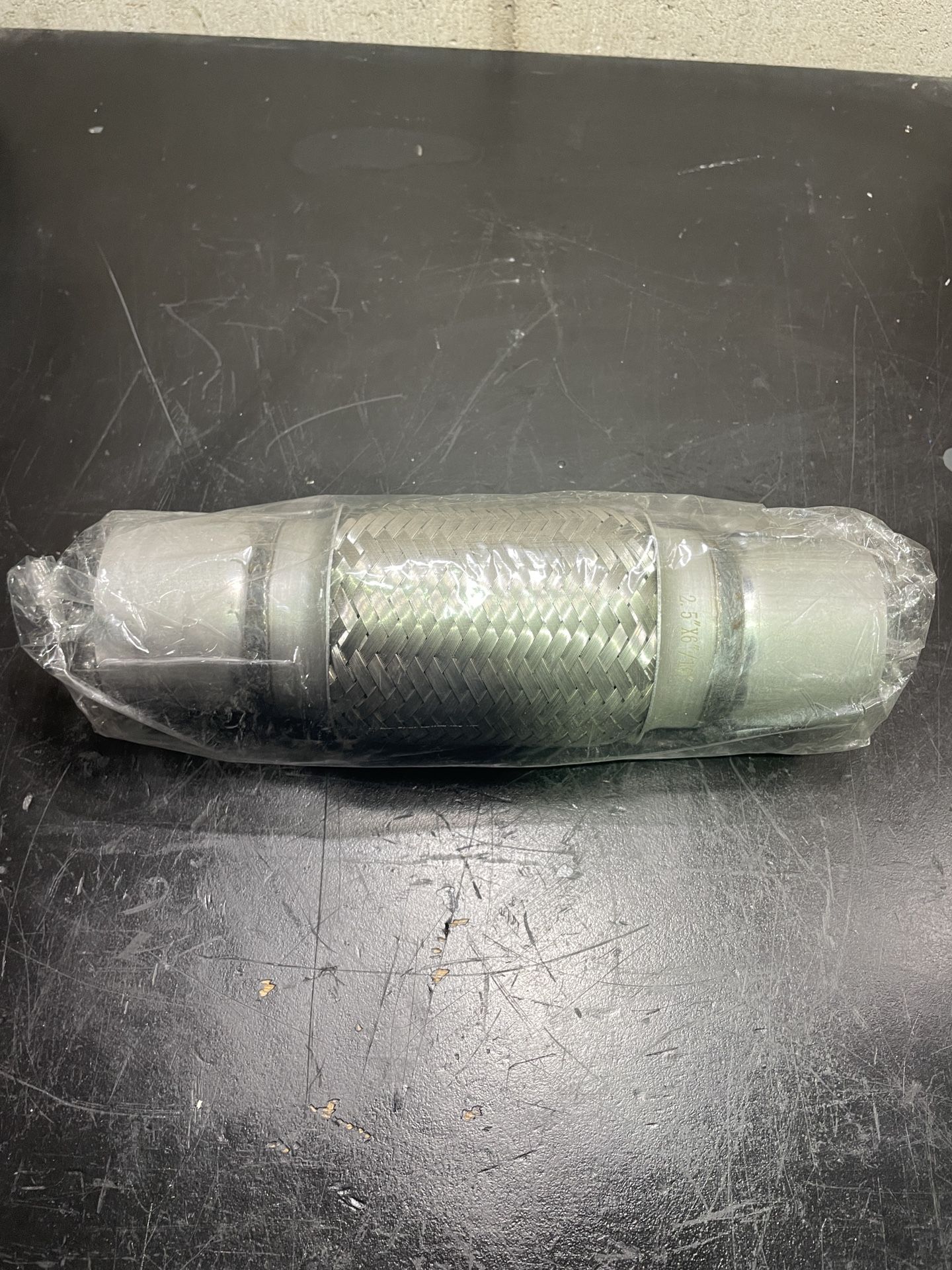 Flex pipe section for exhaust piping