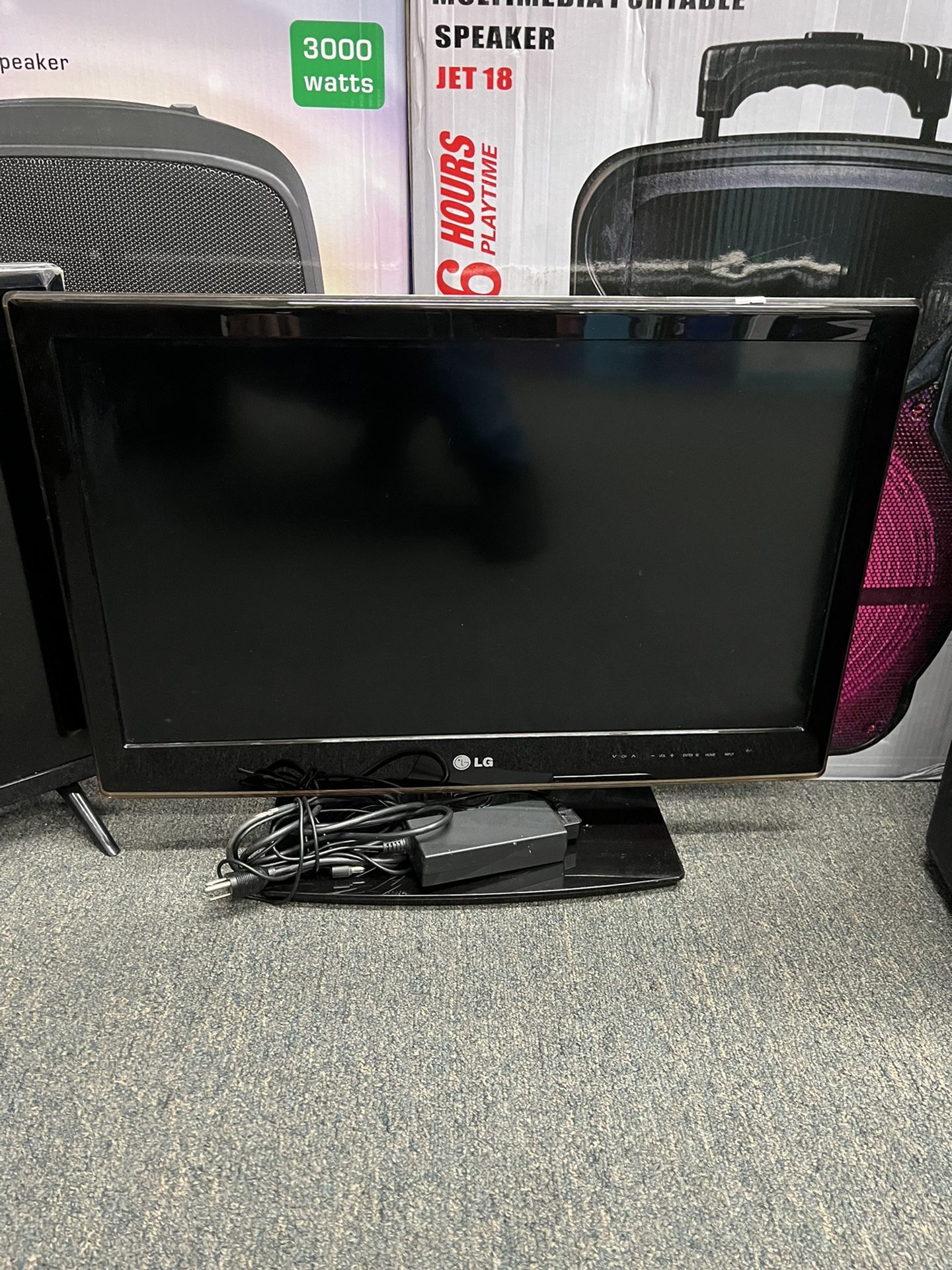 26” LG Tv $69 32” Smart Tv $89 40” Smart $189