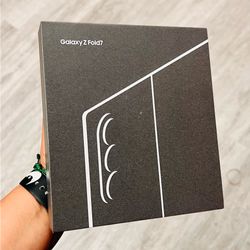 Galaxy Z fold 7 256gb unlocked