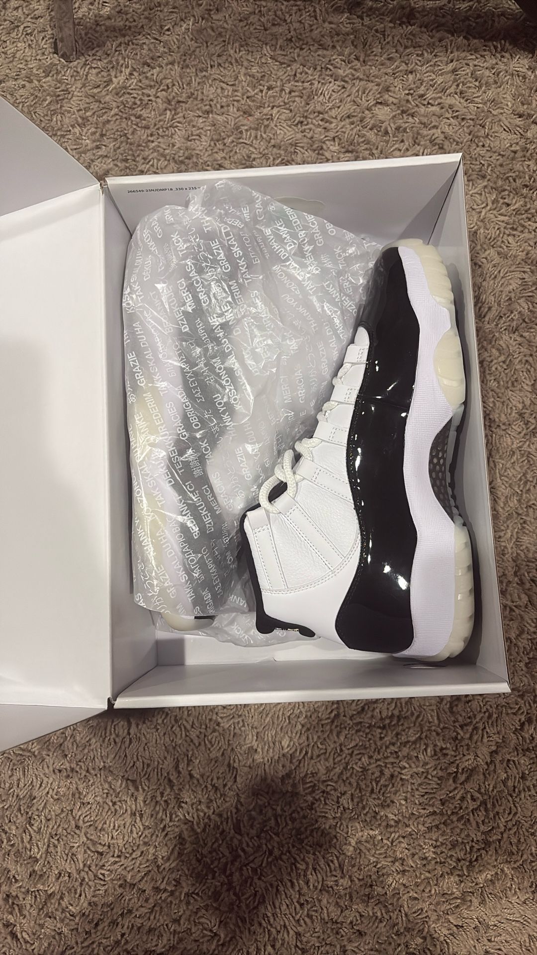 DS Jordan 11 Retro Gratitude 8.5M