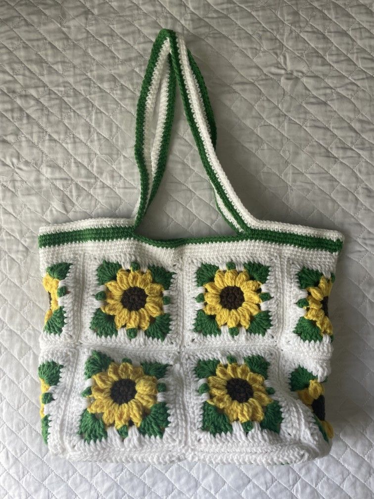 Sunflower Crochet Bag