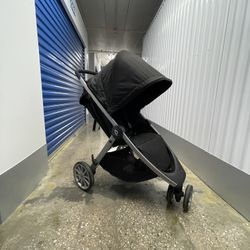 Britax B-Lively Stroller