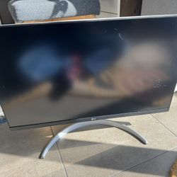 LG 27” IPS LED Widescreen Monitor