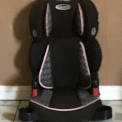 LIKE NEW GRACO TURBO BOOSTER SEAT 