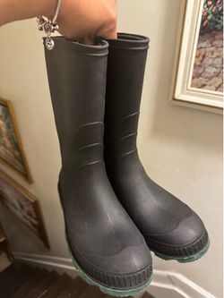 Rainboots