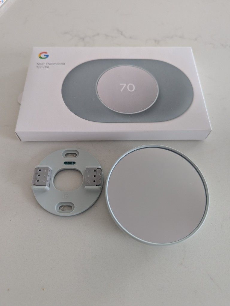 Google Nest Thermostat and Trim Kit (Fog Color)