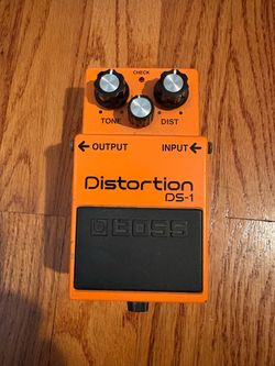 Boss DS-1 Distortion Guitar Pedal