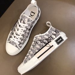 Dior Sneakers