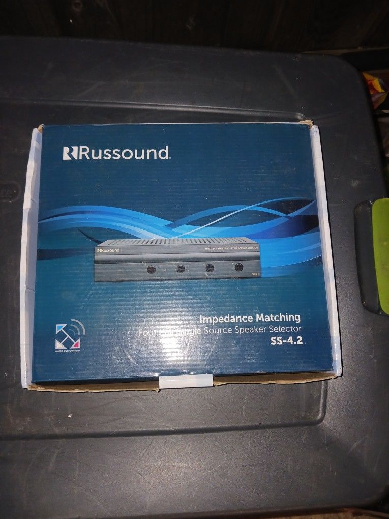 Russound Four Pair Single Source Selector