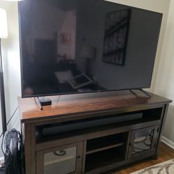 65 in Sony TVX800H 4K HDR LED