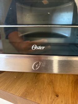 Oster air fryer oven.