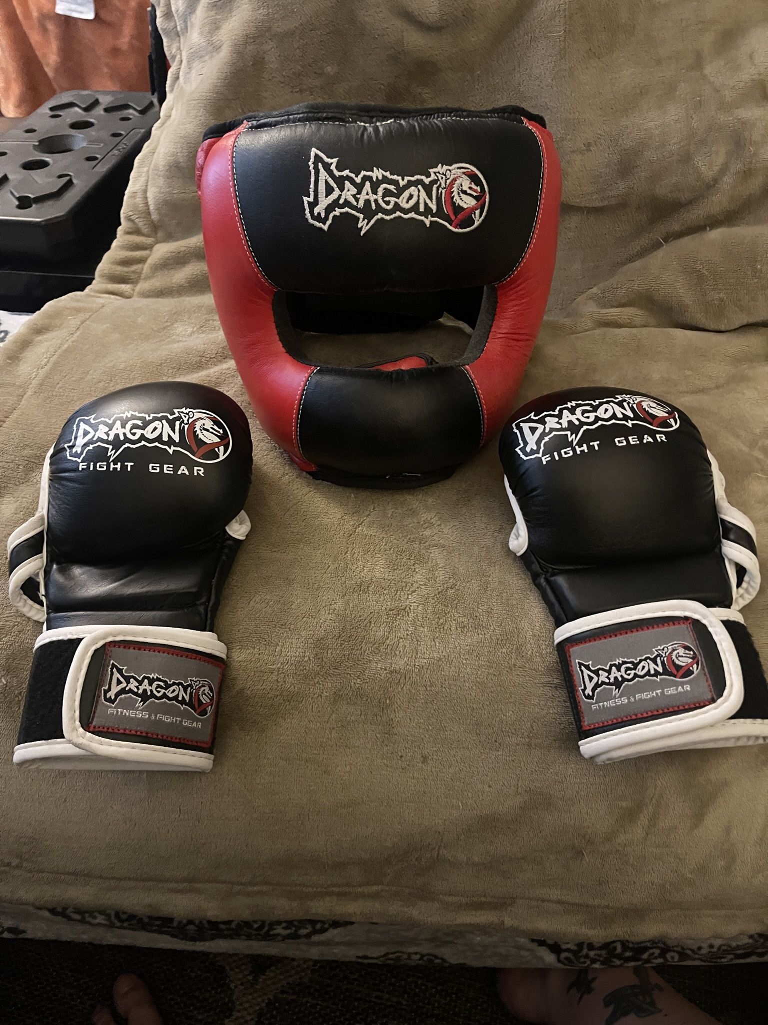 Mma Head Gear And Gloves