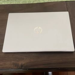 HP Pavilion 16" Touchscreen Laptop