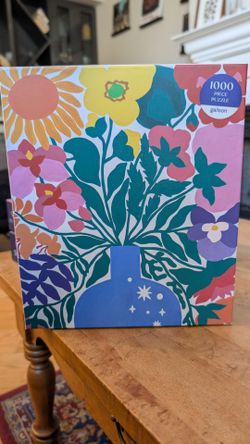 1000 Piece Floral Vase Puzzle