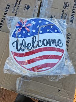 Round Wood Welcome Sign Stars And Stripes