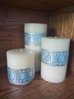3 Pillar candles