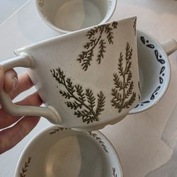 Decorative Mugs/Cups