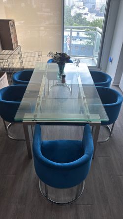 Kitchen table