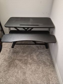 Standing desk riser/converter