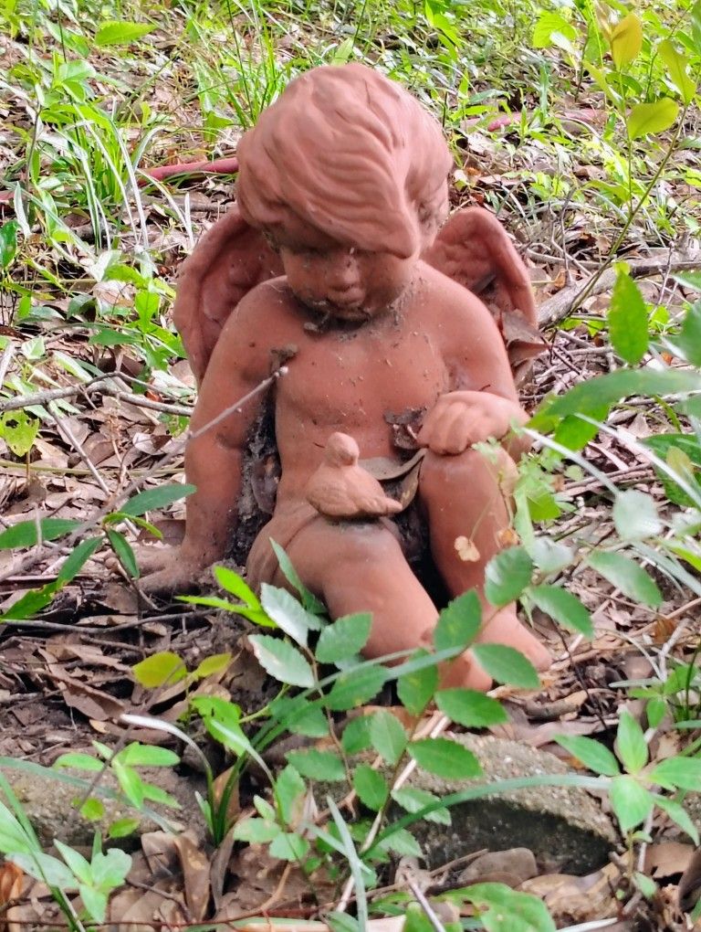 Garden Cherub