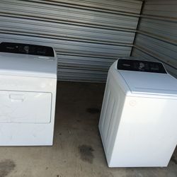 Whirlpool Washer And Dryer Set
