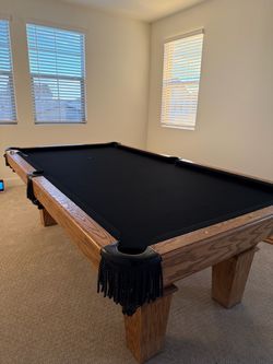Buckhorn pool table 8ft