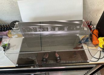 NEW DISPLAY CASE FOR COLLECTIBLE CARS