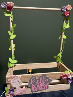 Baby shower crate