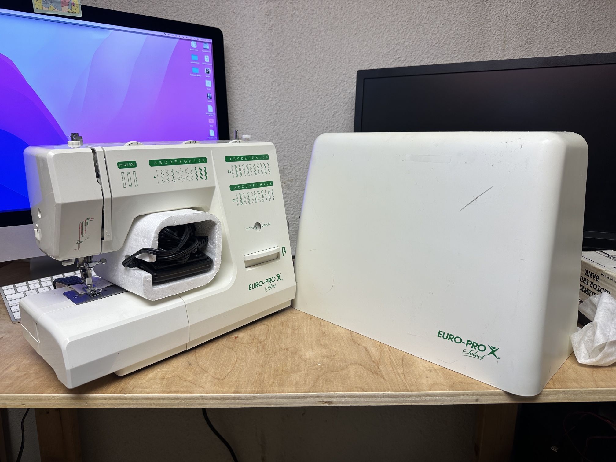 Euro-Pro Select X Machine 762XH Sewing Straight & Zigzag! Fantastic Shape!
