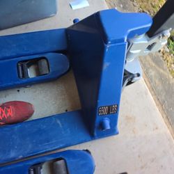 Pallet Jacks
