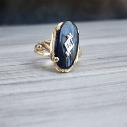 10Kt Gold Onyx Navette Ring with Diamond