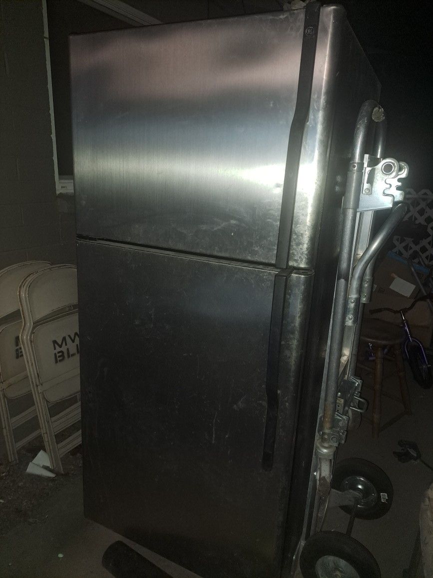 Refrigerator